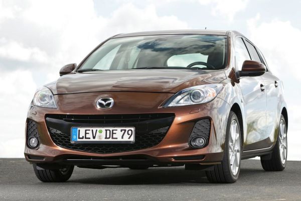 รูป Mazda 3 2012