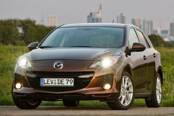 รูป Mazda 3 2012