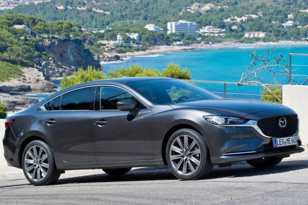 Mazda 6 อย่างเป็นทางการ