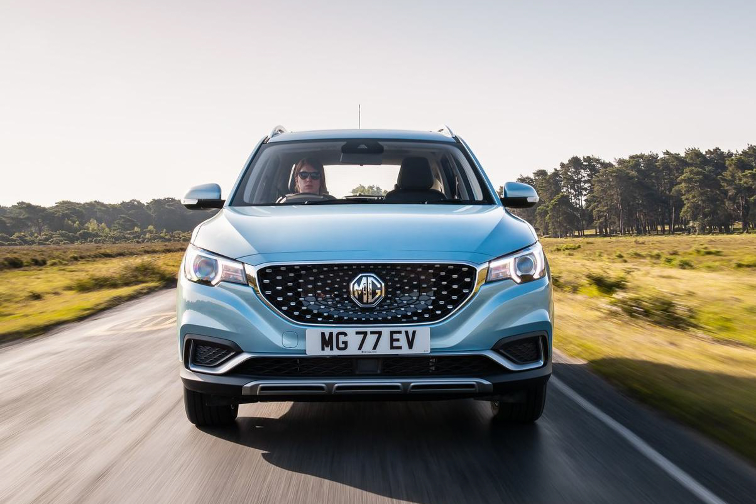 รูป 2020 MG ZS EV public