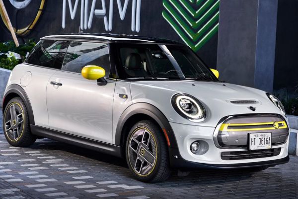 Mini Cooper-Se อย่างเป็นทางการ