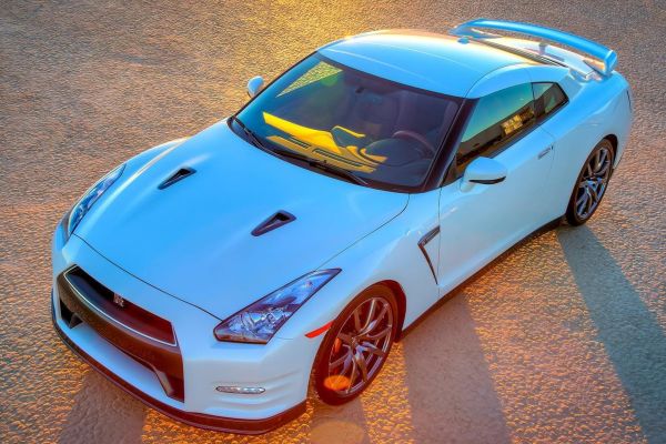 Nissan GT-R อย่างเป็นทางการ