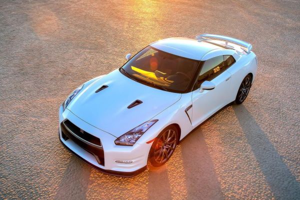 Nissan GT-R อย่างเป็นทางการ