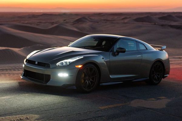 Nissan GT-R อย่างเป็นทางการ