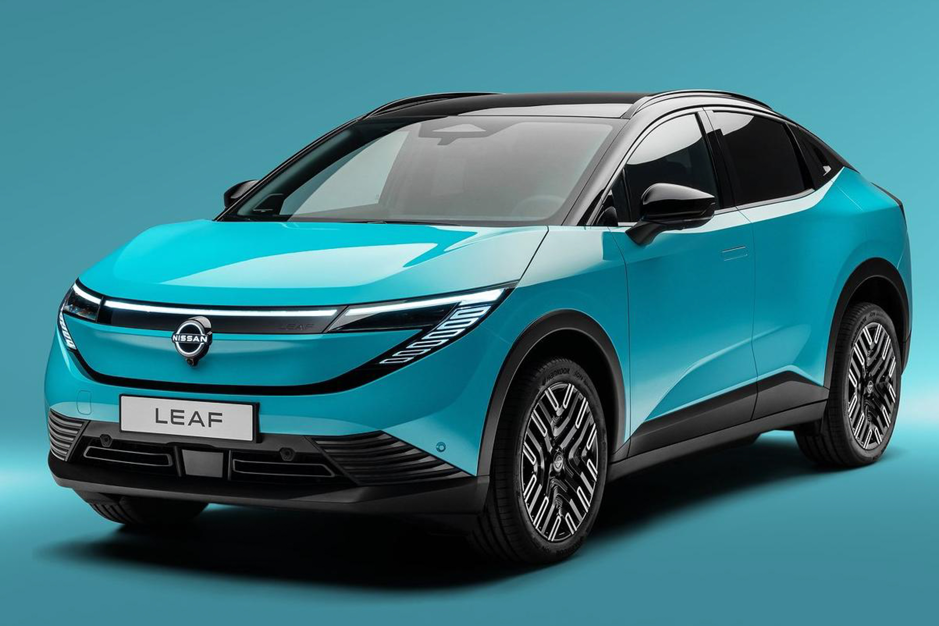 รูป 2026 Nissan Leaf public