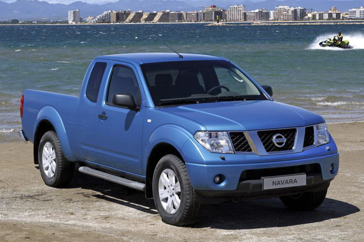 รีวิว Nissan Navara 2005