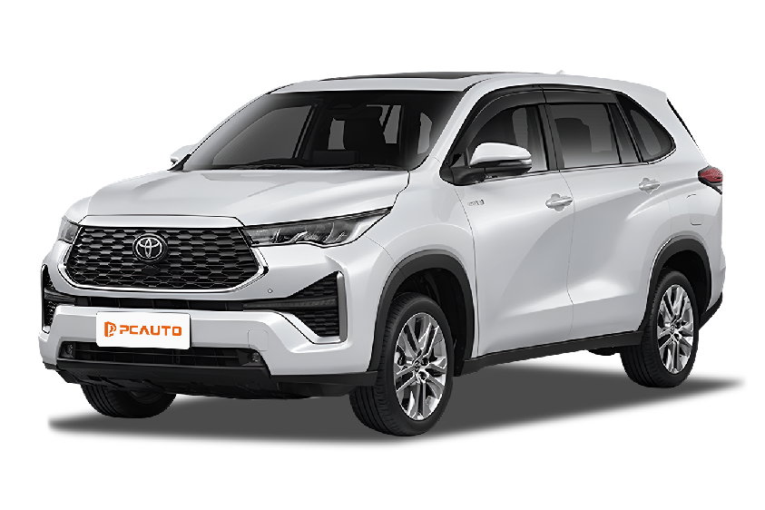 Toyota Innova Zenix photo